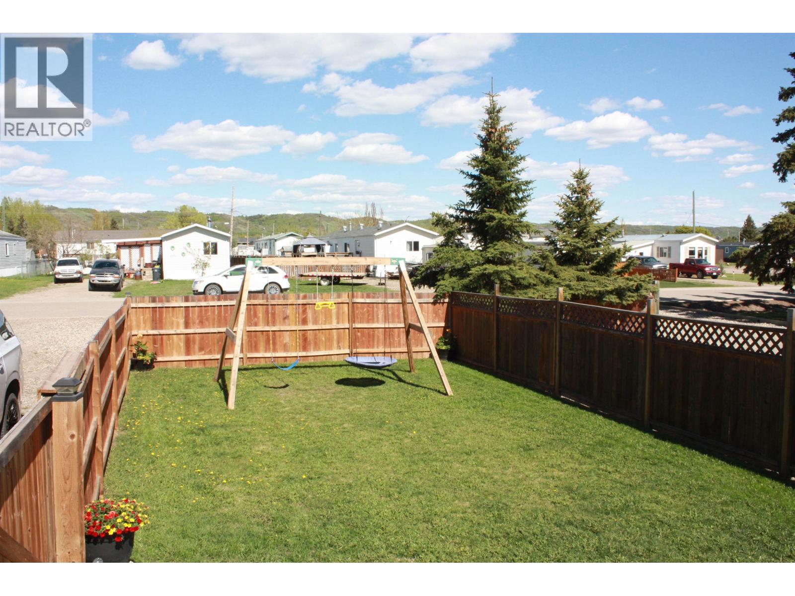 10074 99 Street Property Photo 34