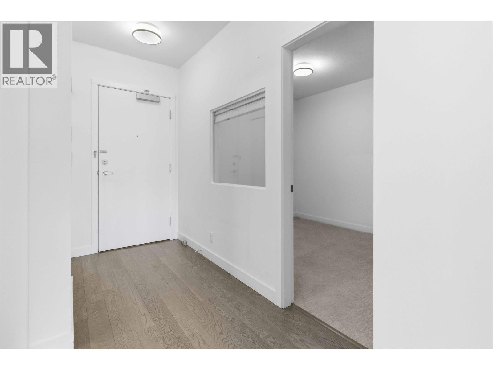 502 10177 River Drive Property Photo 3