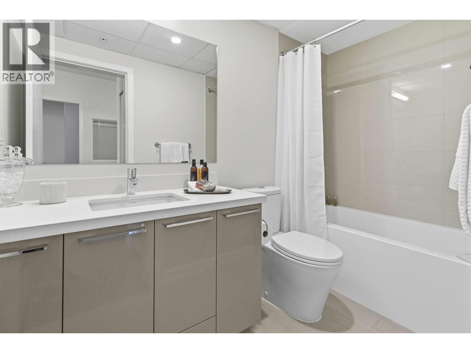 502 10177 River Drive Property Photo 19