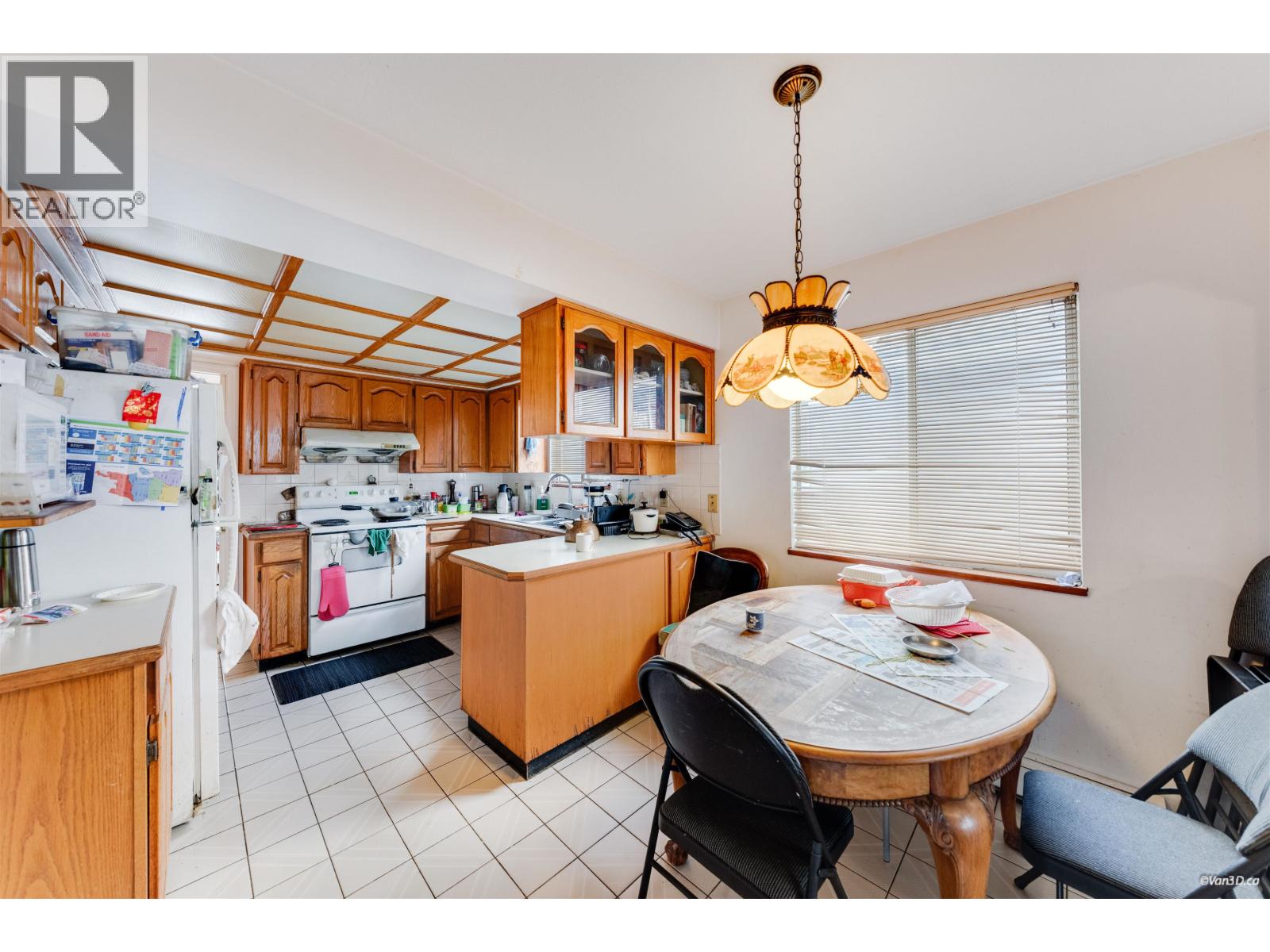 2945 E Graveley Street Property Photo 8