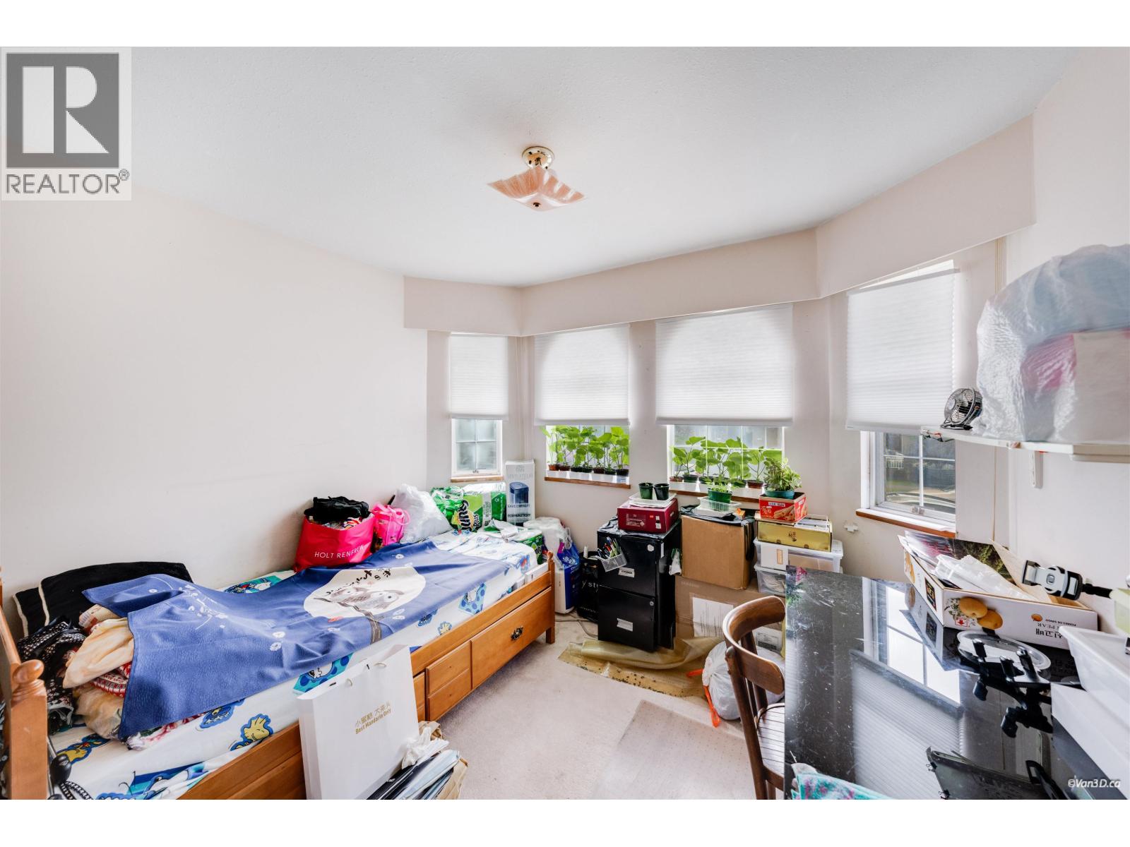 2945 E Graveley Street Property Photo 12