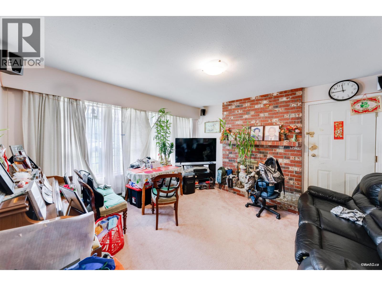 2945 E Graveley Street Property Photo 15