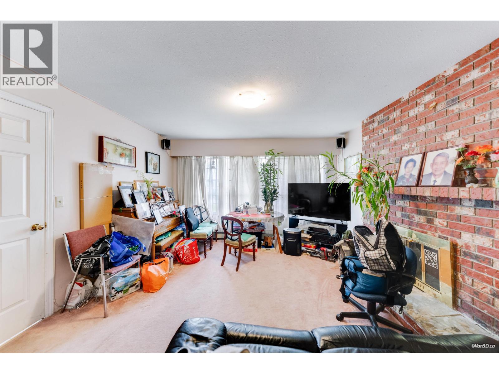 2945 E Graveley Street Property Photo 16