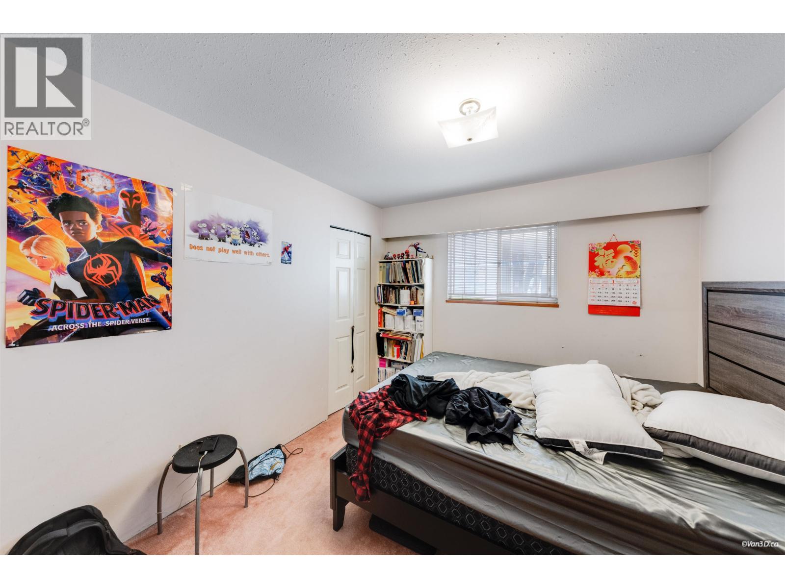 2945 E Graveley Street Property Photo 18
