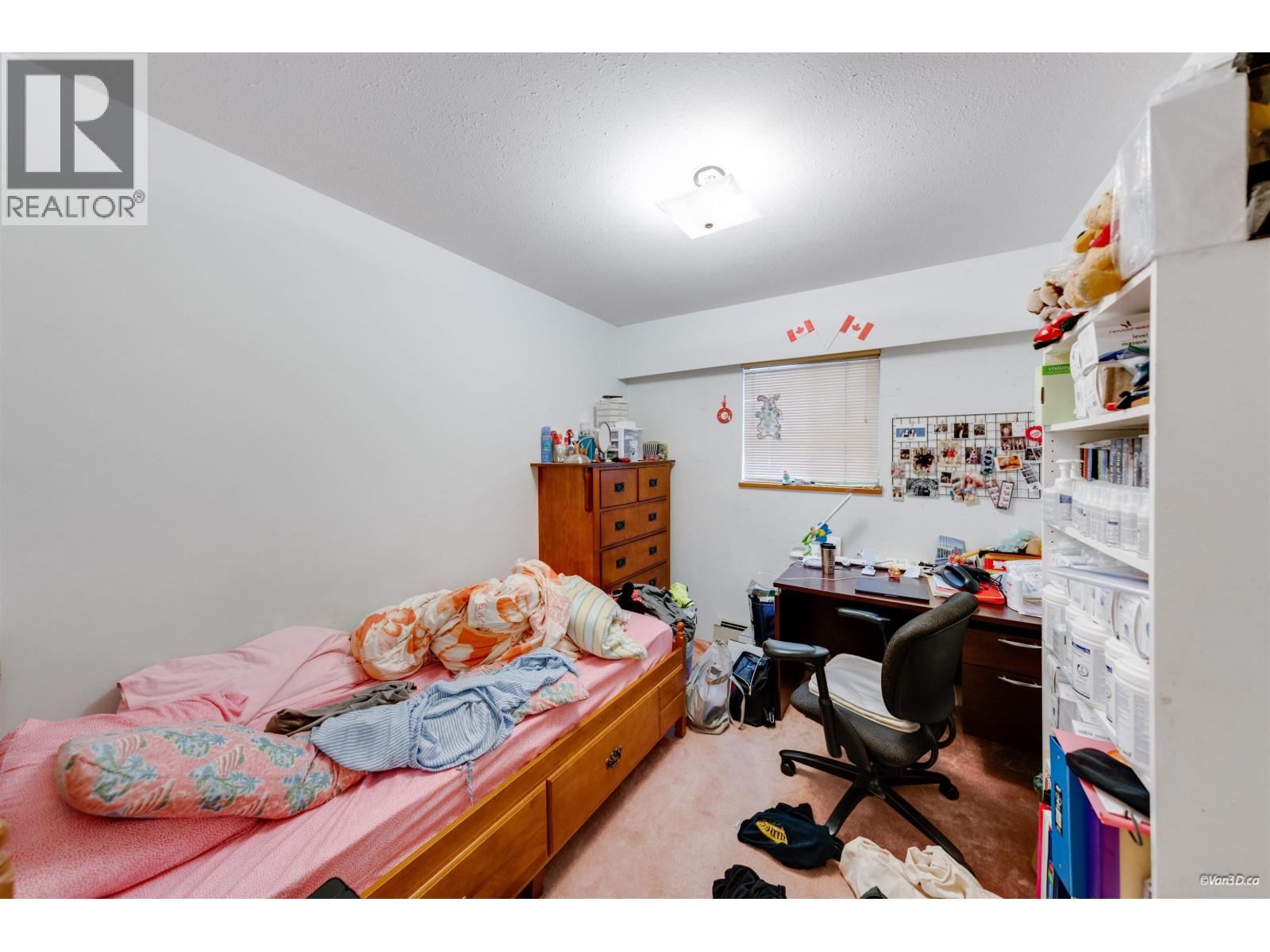 2945 E Graveley Street Property Photo 21