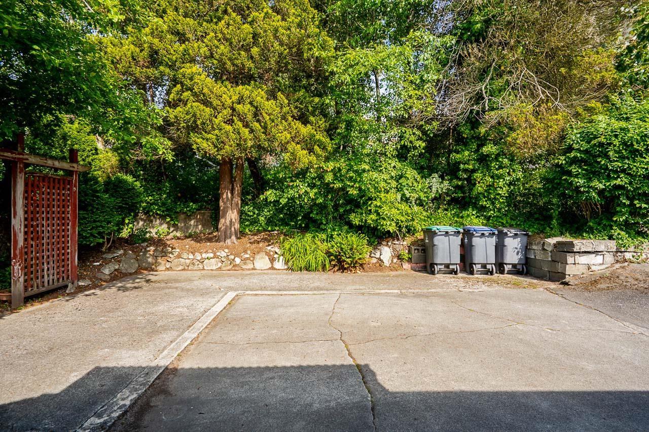 10482 125a Street Property Photo 35