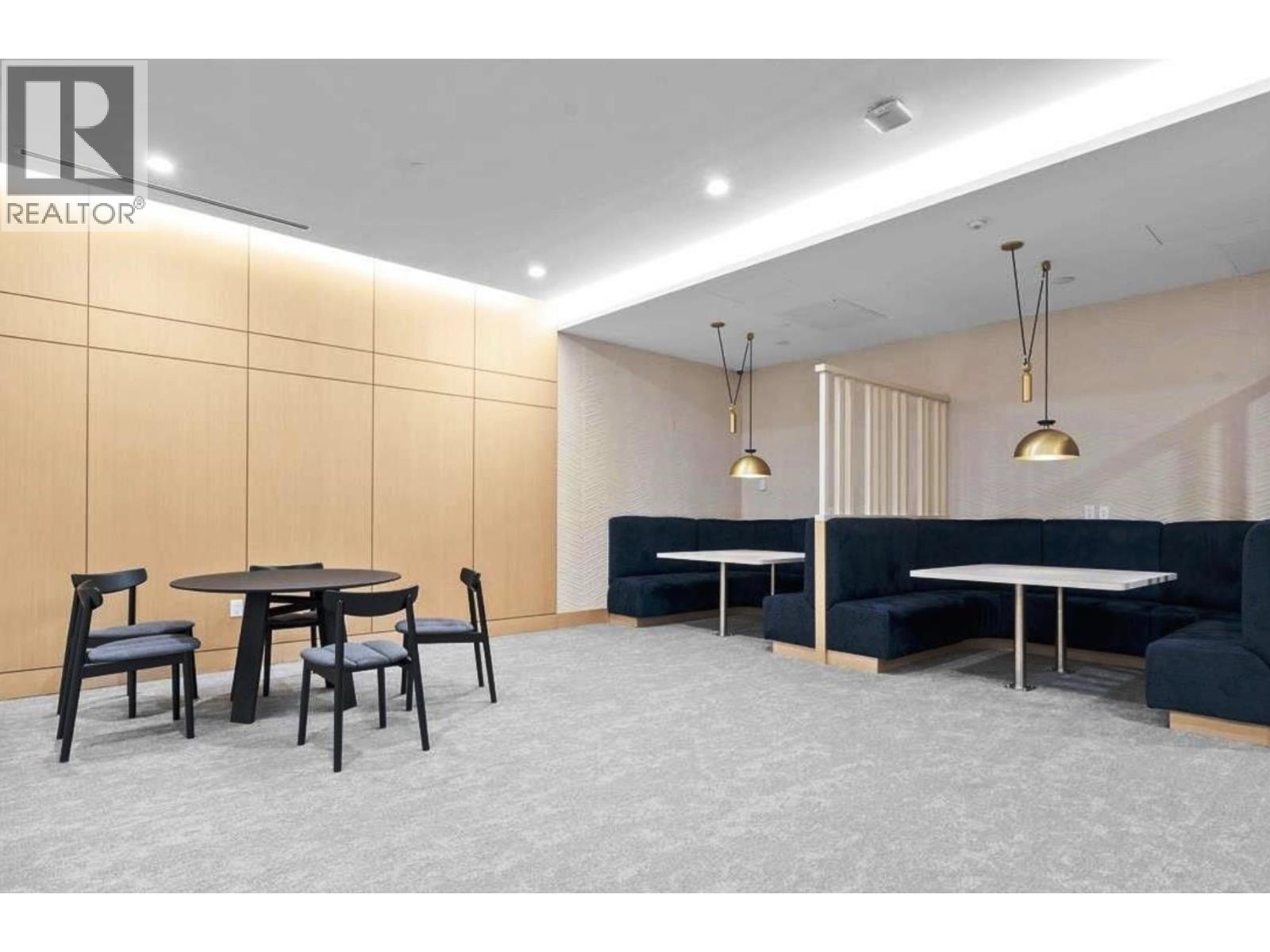2301 4890 Lougheed Highway Property Photo 12