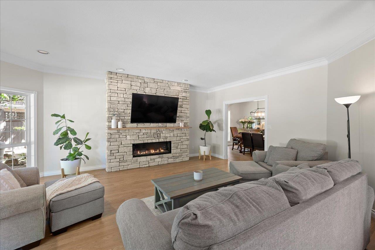 16248 59 Avenue Property Photo 5