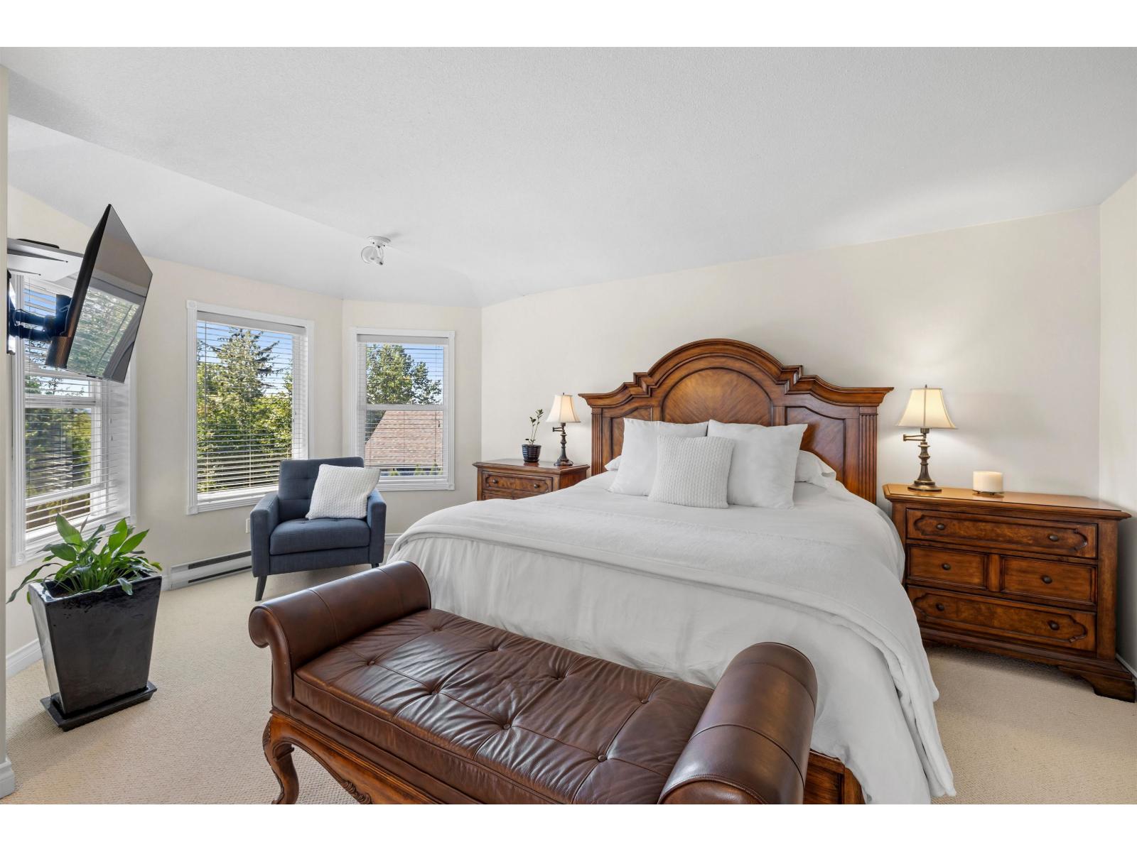 16248 59 Avenue Property Photo 15