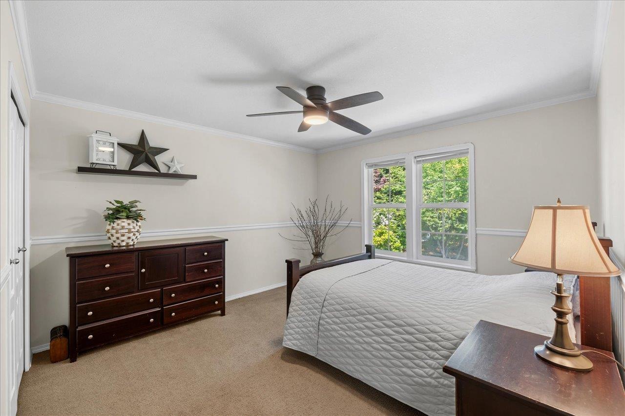 16248 59 Avenue Property Photo 19