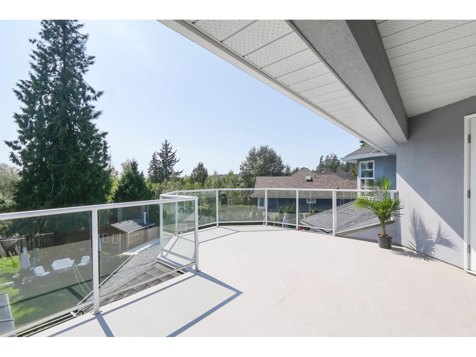 16248 59 Avenue Property Photo 24