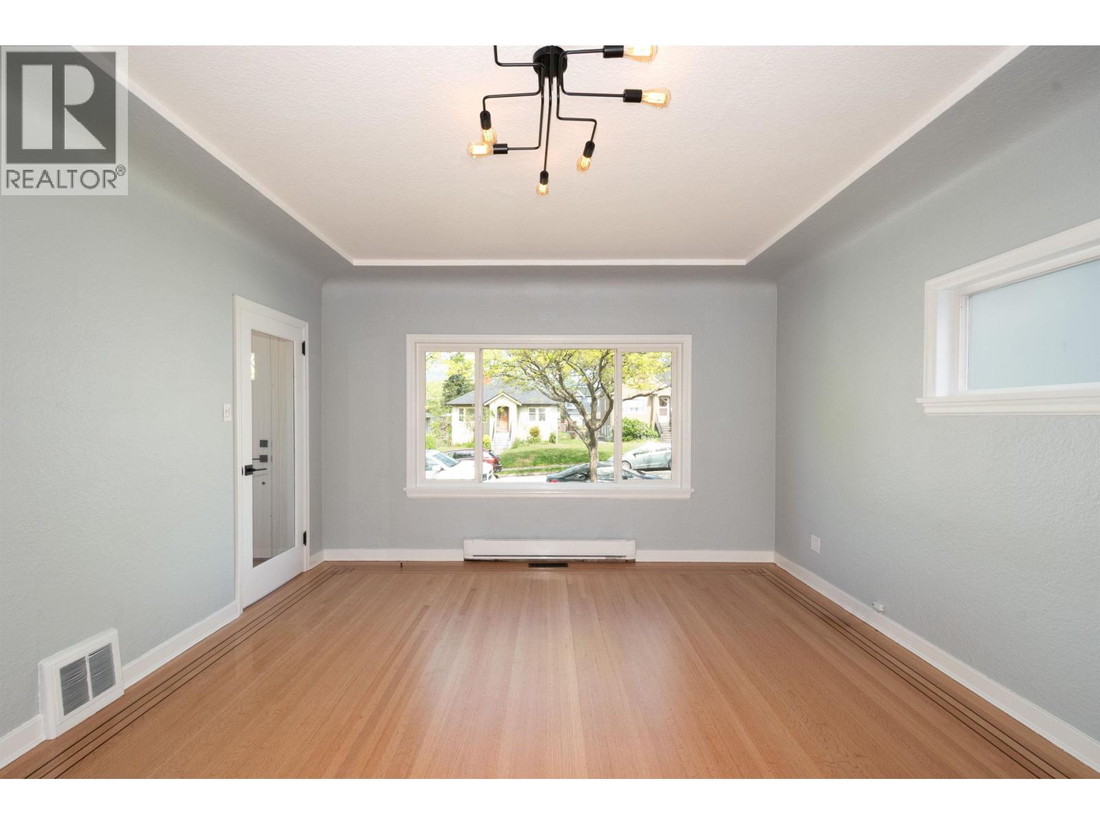 3120 Turner Street Property Photo 2