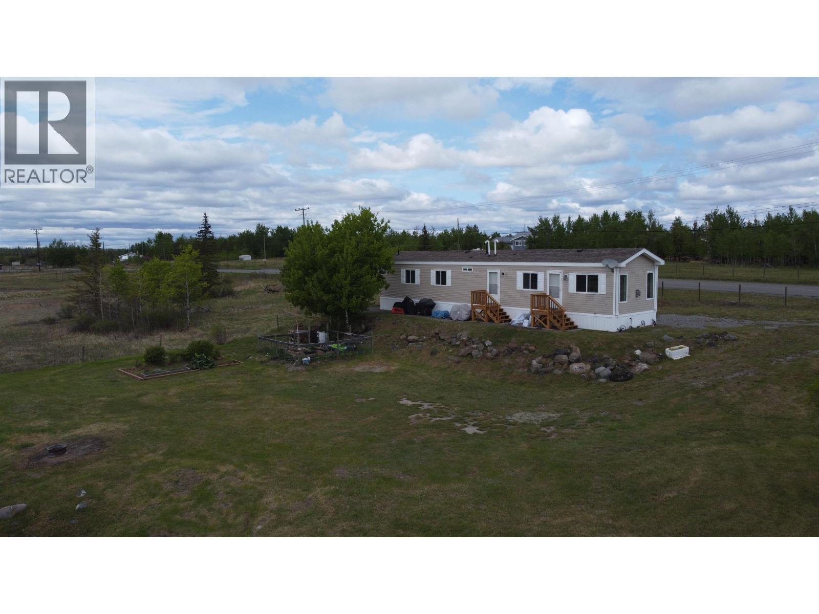 2510 North Bonaparte Road Property Photo 5