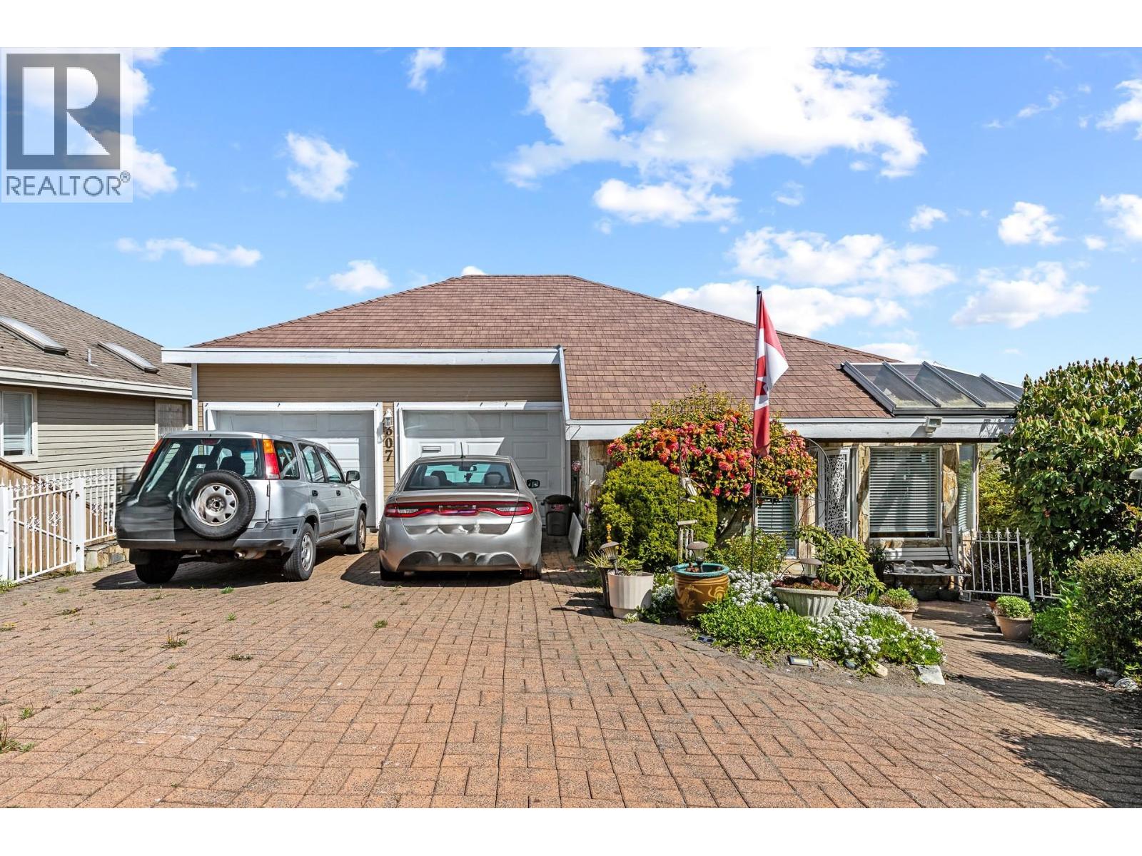 307 Rosehill Wynd Property Photo 5