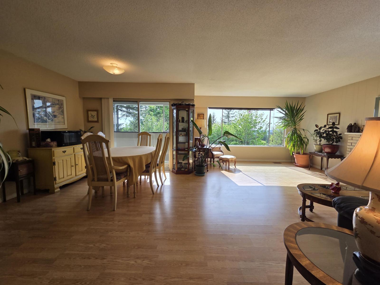 5185 234 Street Property Photo 3