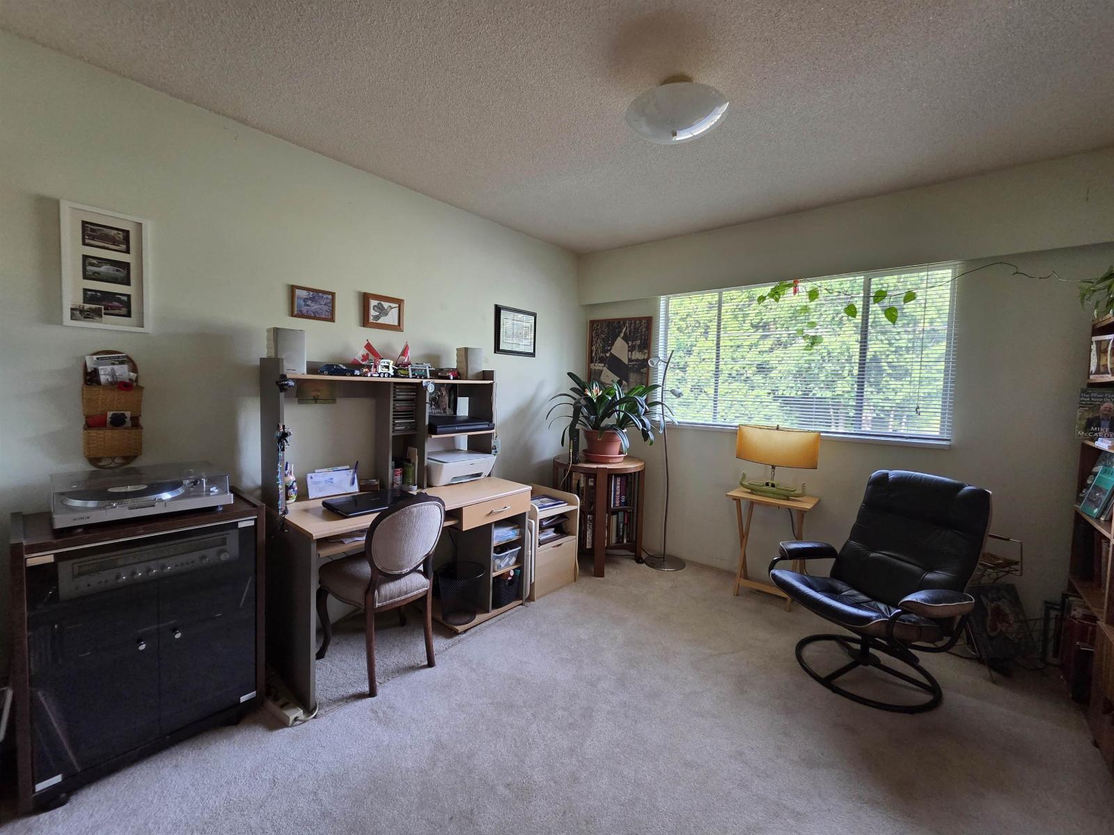 5185 234 Street Property Photo 23