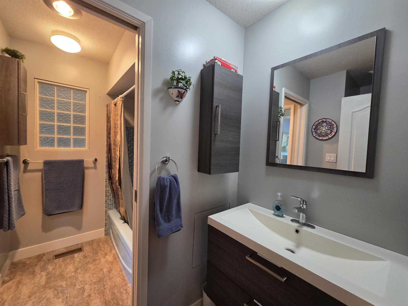 5185 234 Street Property Photo 26