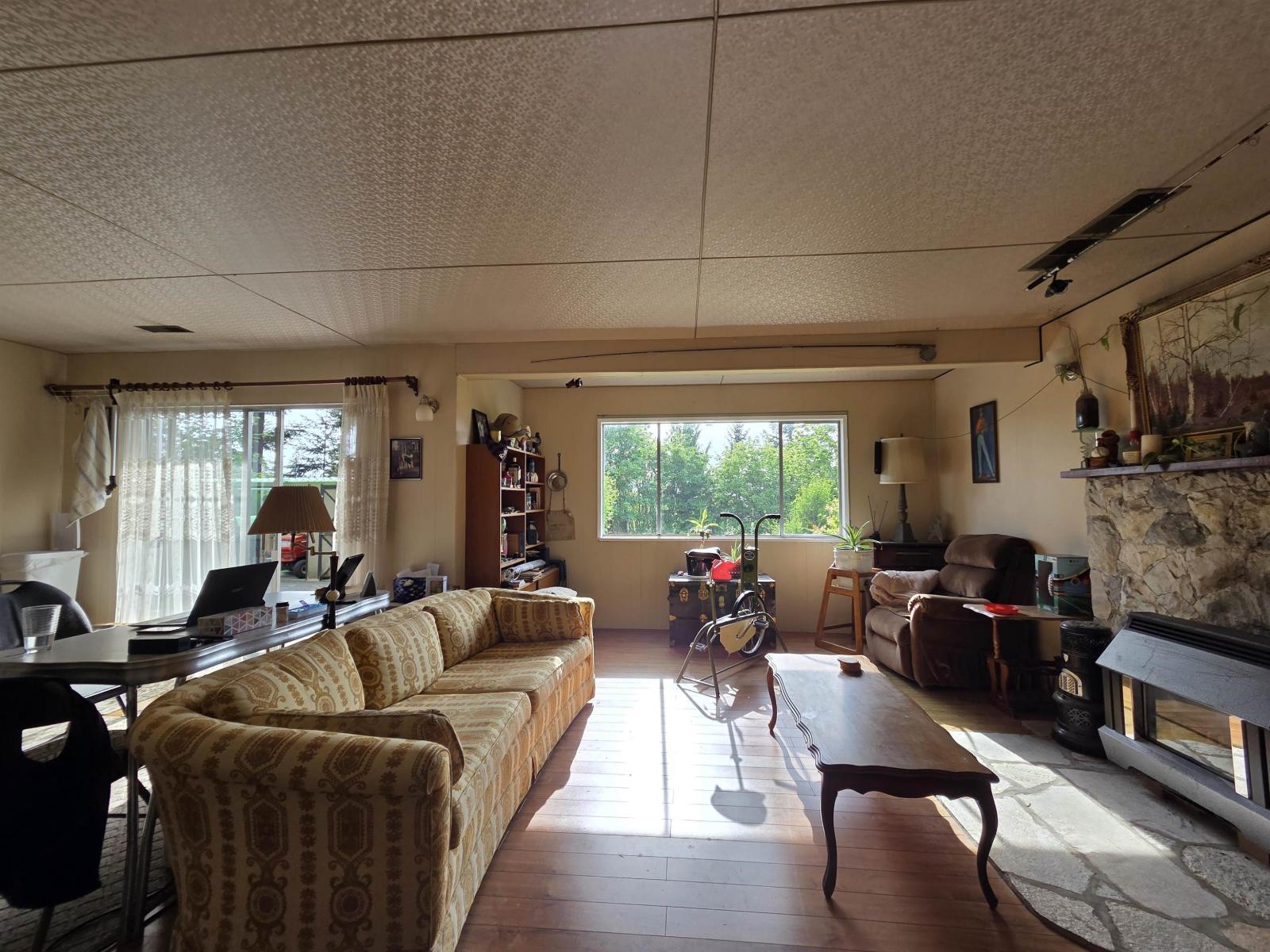 5185 234 Street Property Photo 33