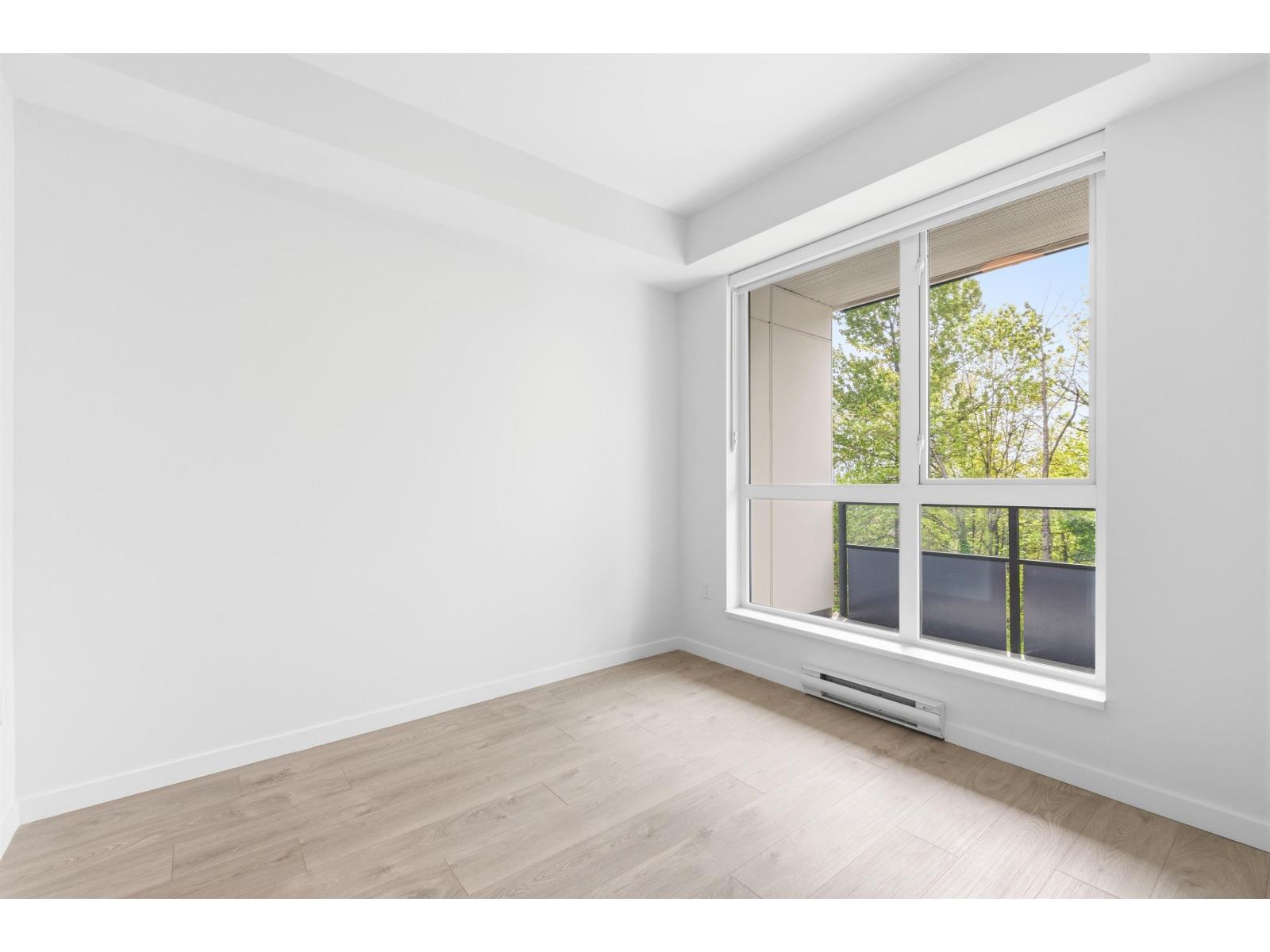 107 19577 65b Avenue Property Photo 6