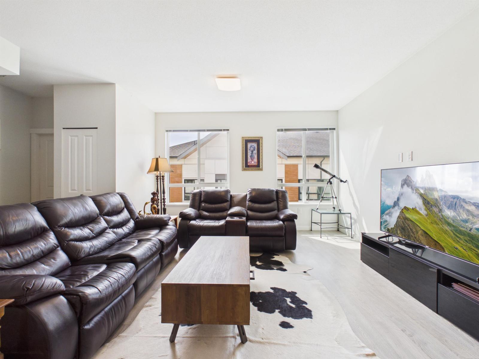 123 15111 Edmund Drive Property Photo 6