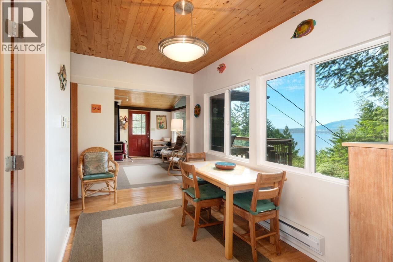 847 Captain's Way Property Photo 7