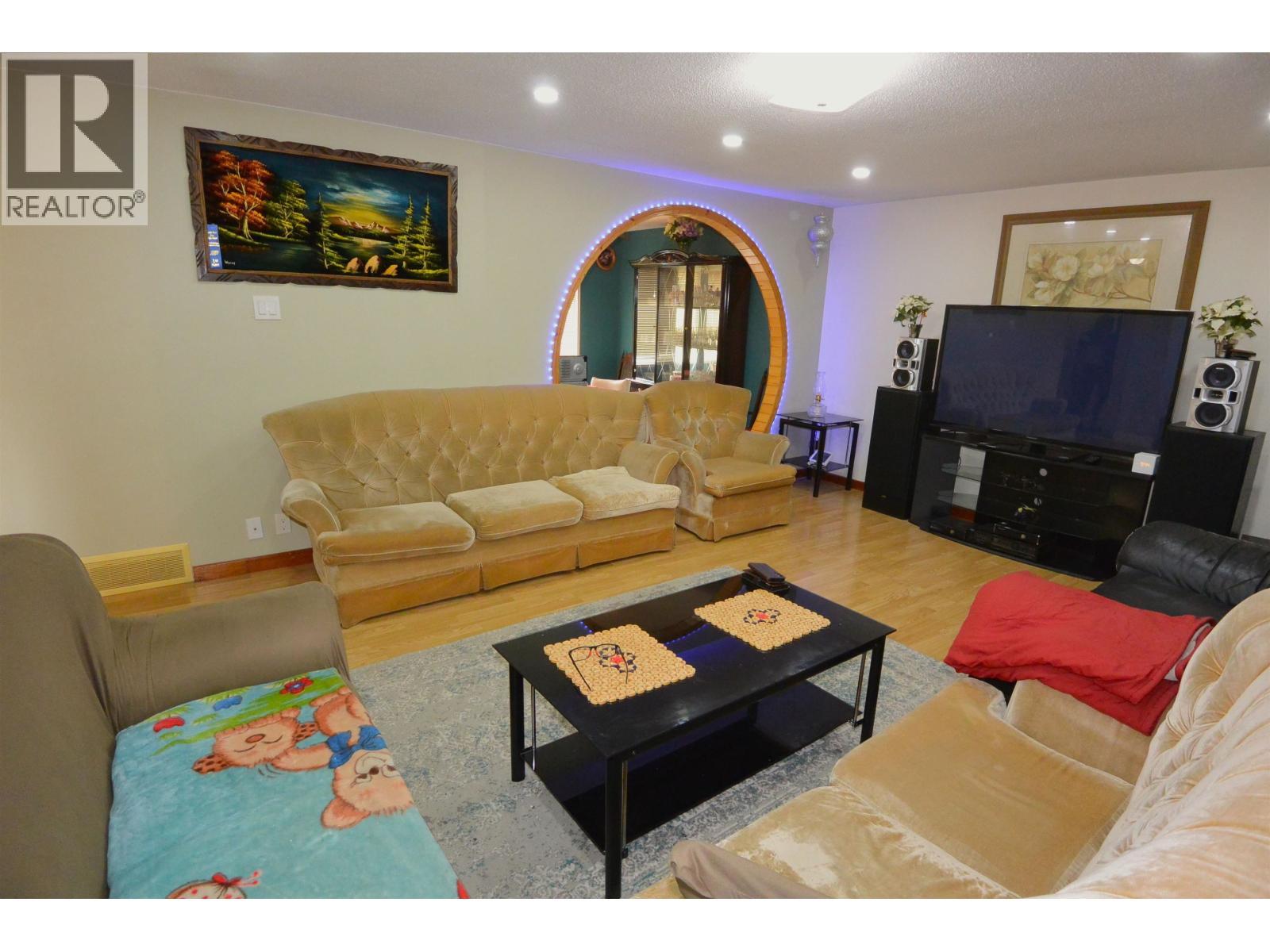 3360 Gillespie Road Property Photo 5