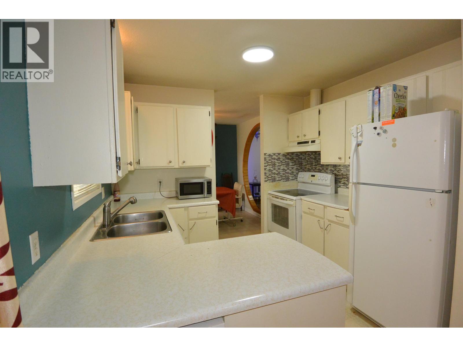 3360 Gillespie Road Property Photo 14