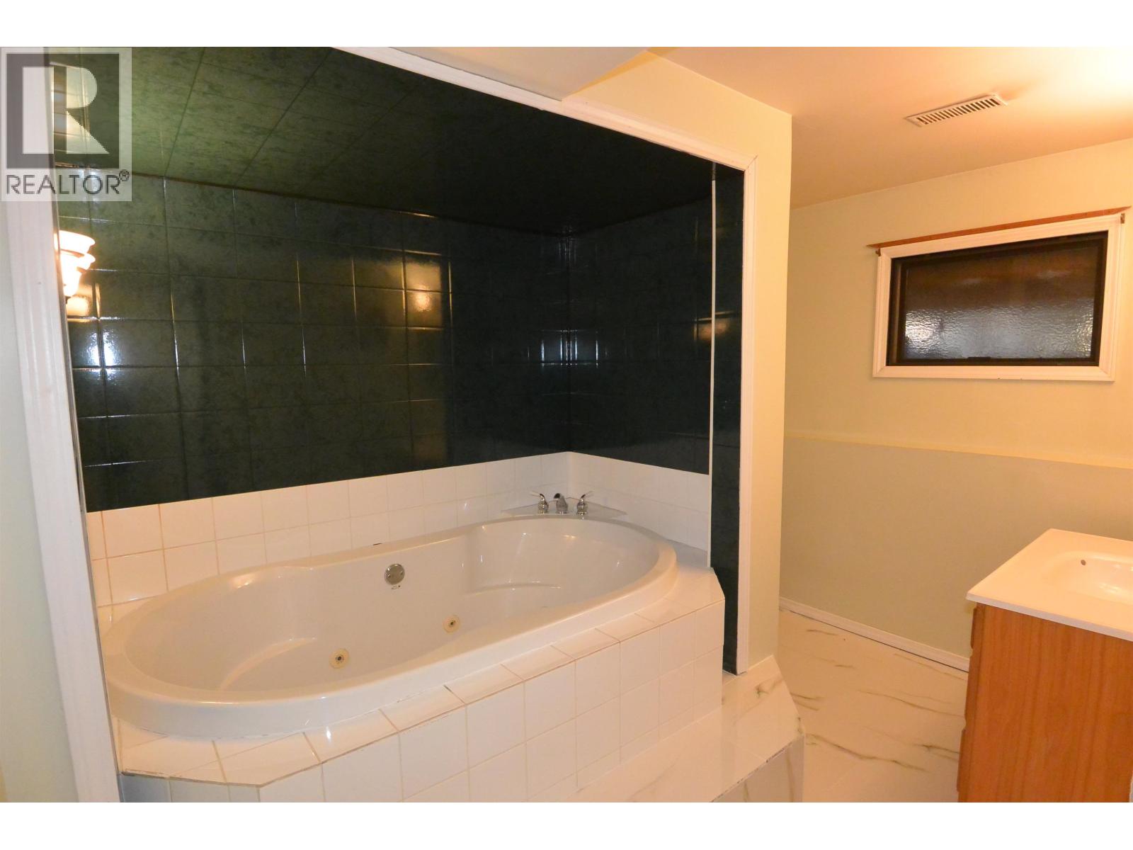 3360 Gillespie Road Property Photo 25