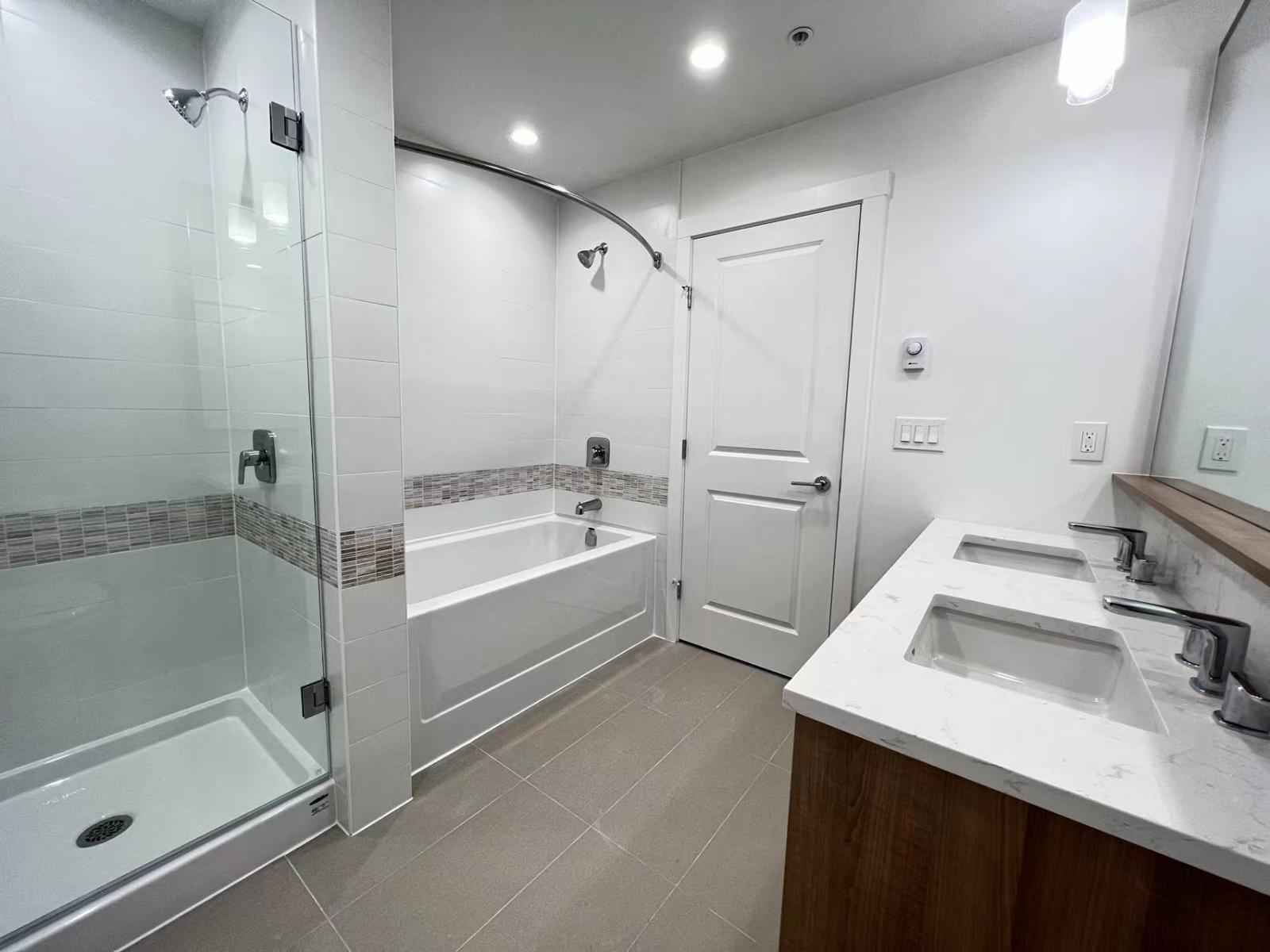 B206 20487 65 Avenue Property Photo 10
