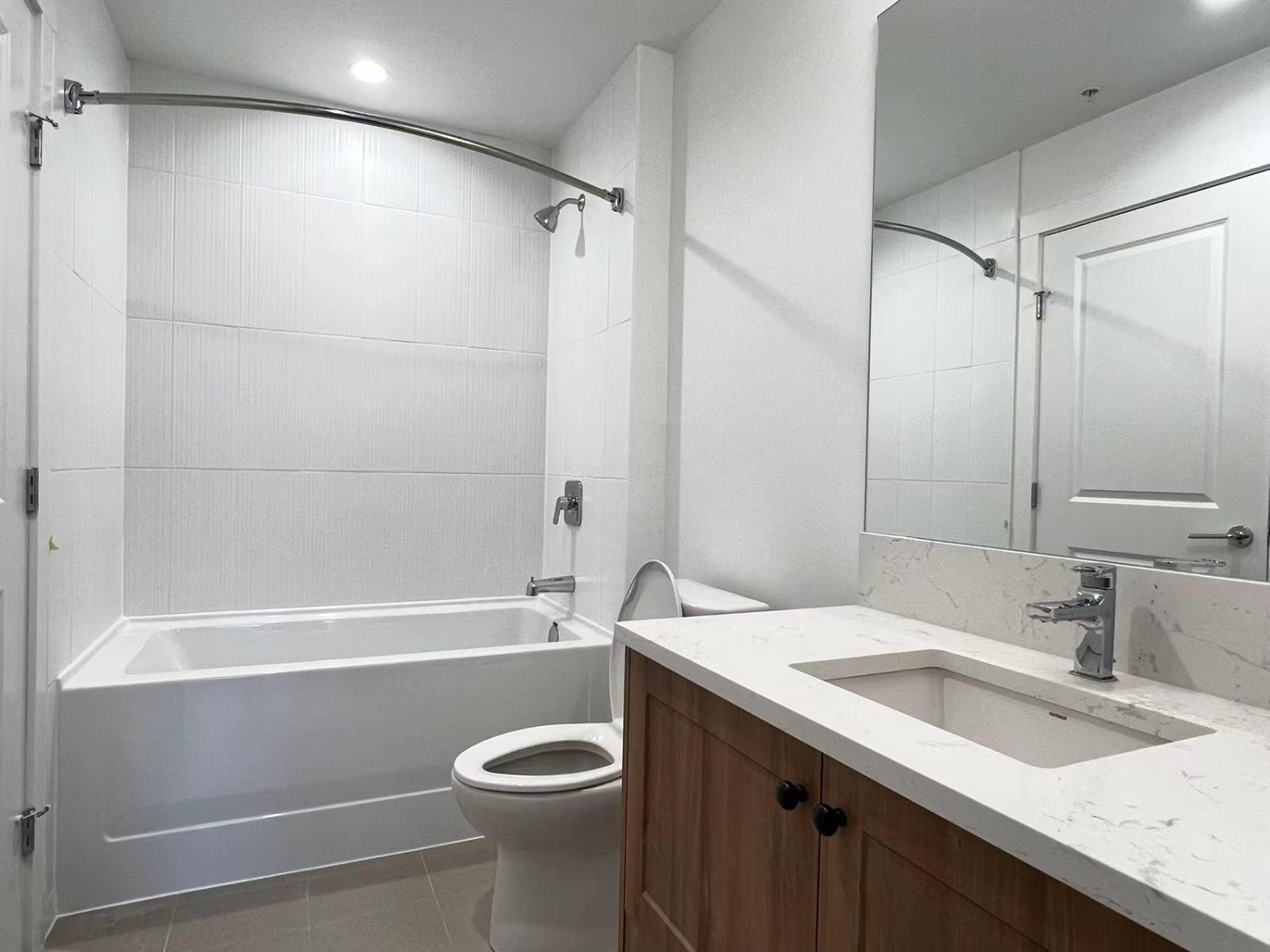 B206 20487 65 Avenue Property Photo 14