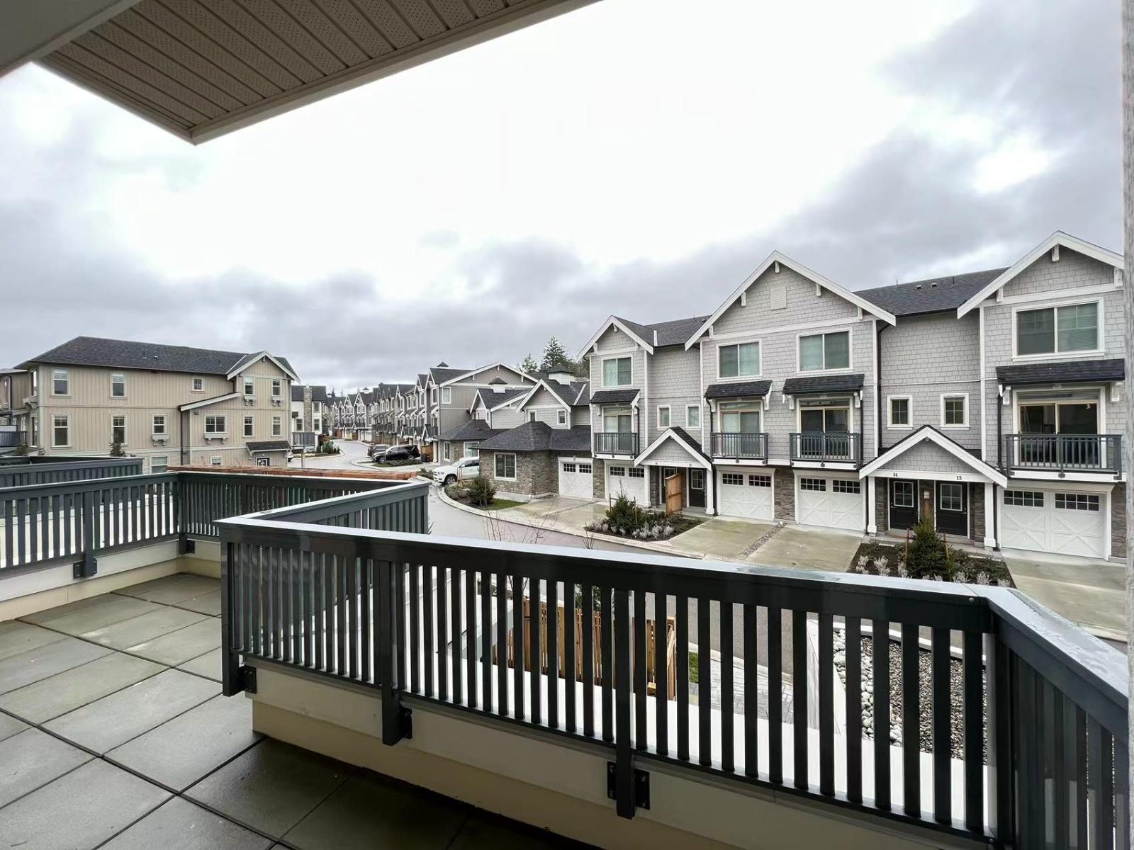 B206 20487 65 Avenue Property Photo 17
