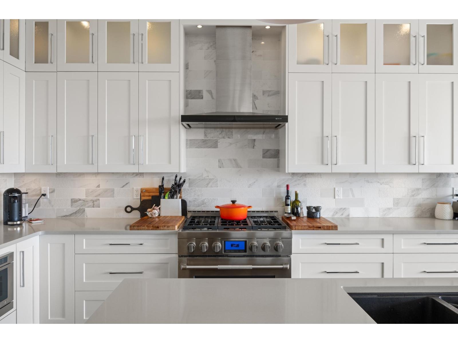 14712 Mcdonald Avenue Property Photo 9