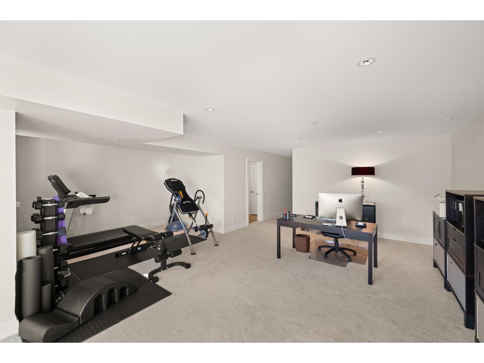 14712 Mcdonald Avenue Property Photo 29