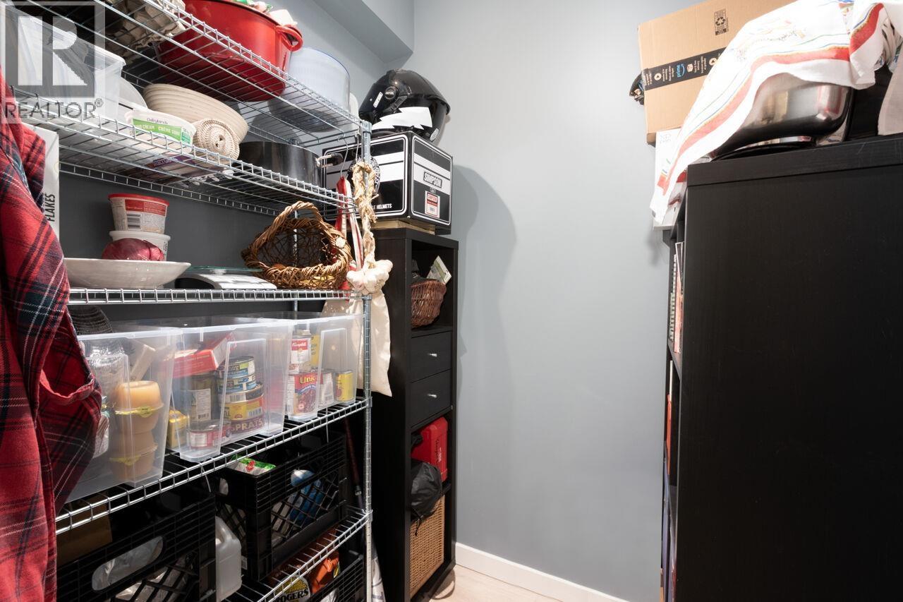 402 2080 E Kent Avenue South Property Photo 24