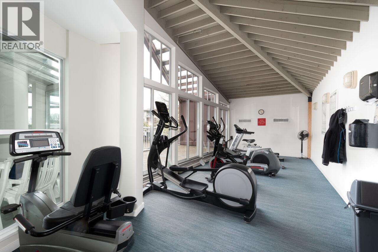 402 2080 E Kent Avenue South Property Photo 32