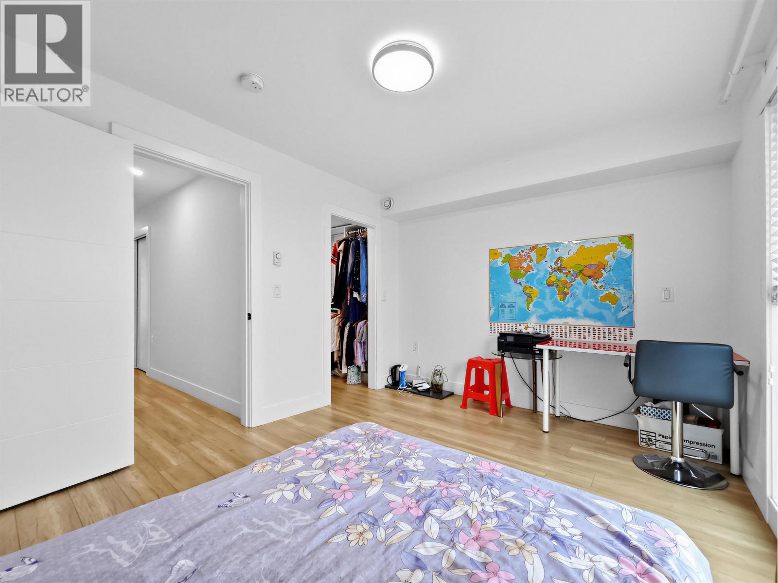 15 6288 Beresford Street Property Photo 13