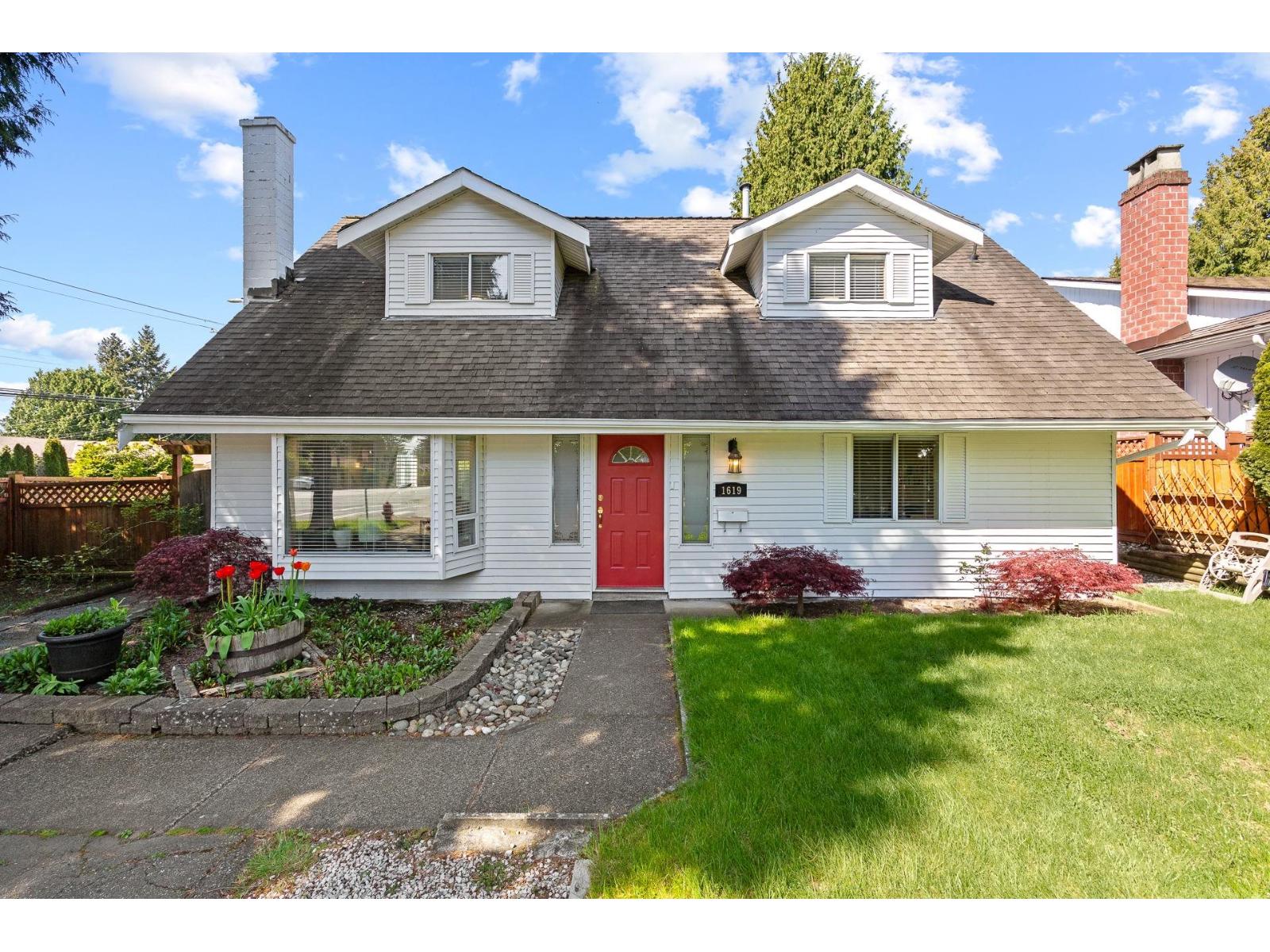 1619 138a Street Property Photo 2