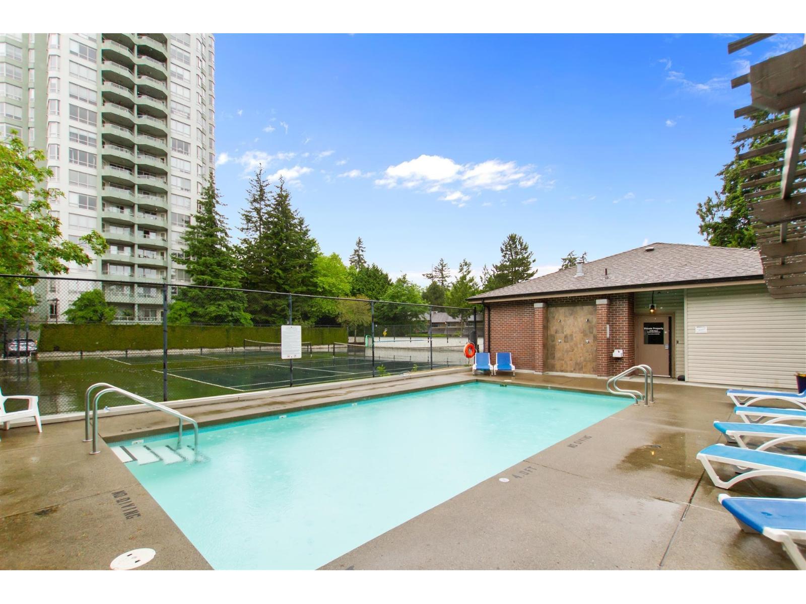 107 14877 100 Avenue Property Photo 16