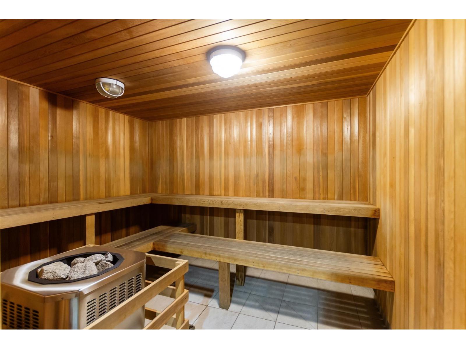 107 14877 100 Avenue Property Photo 20