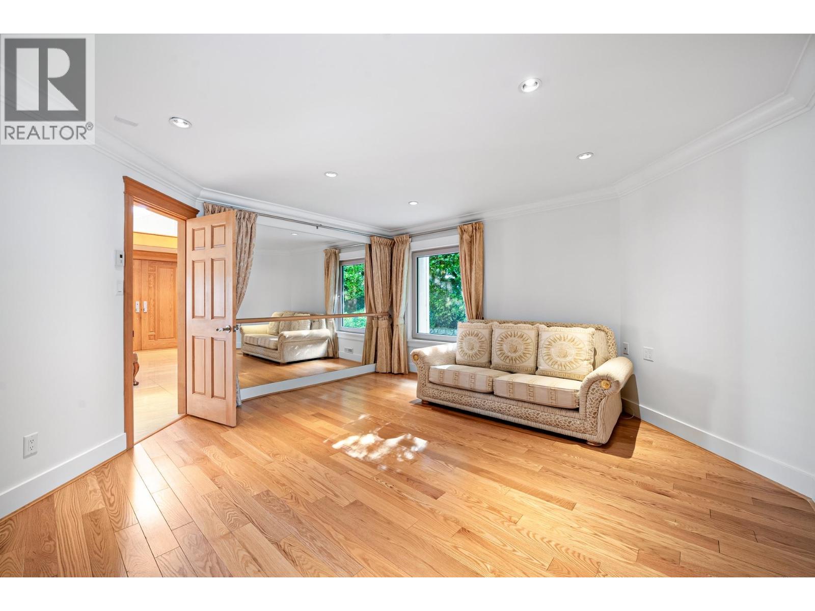 1361 Mathers Avenue Property Photo 11
