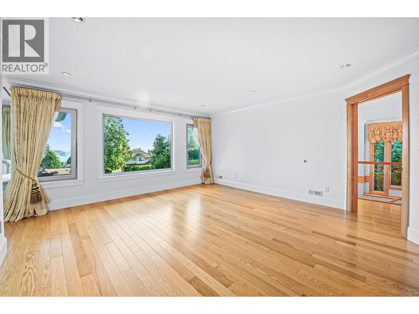 1361 Mathers Avenue Property Photo 21