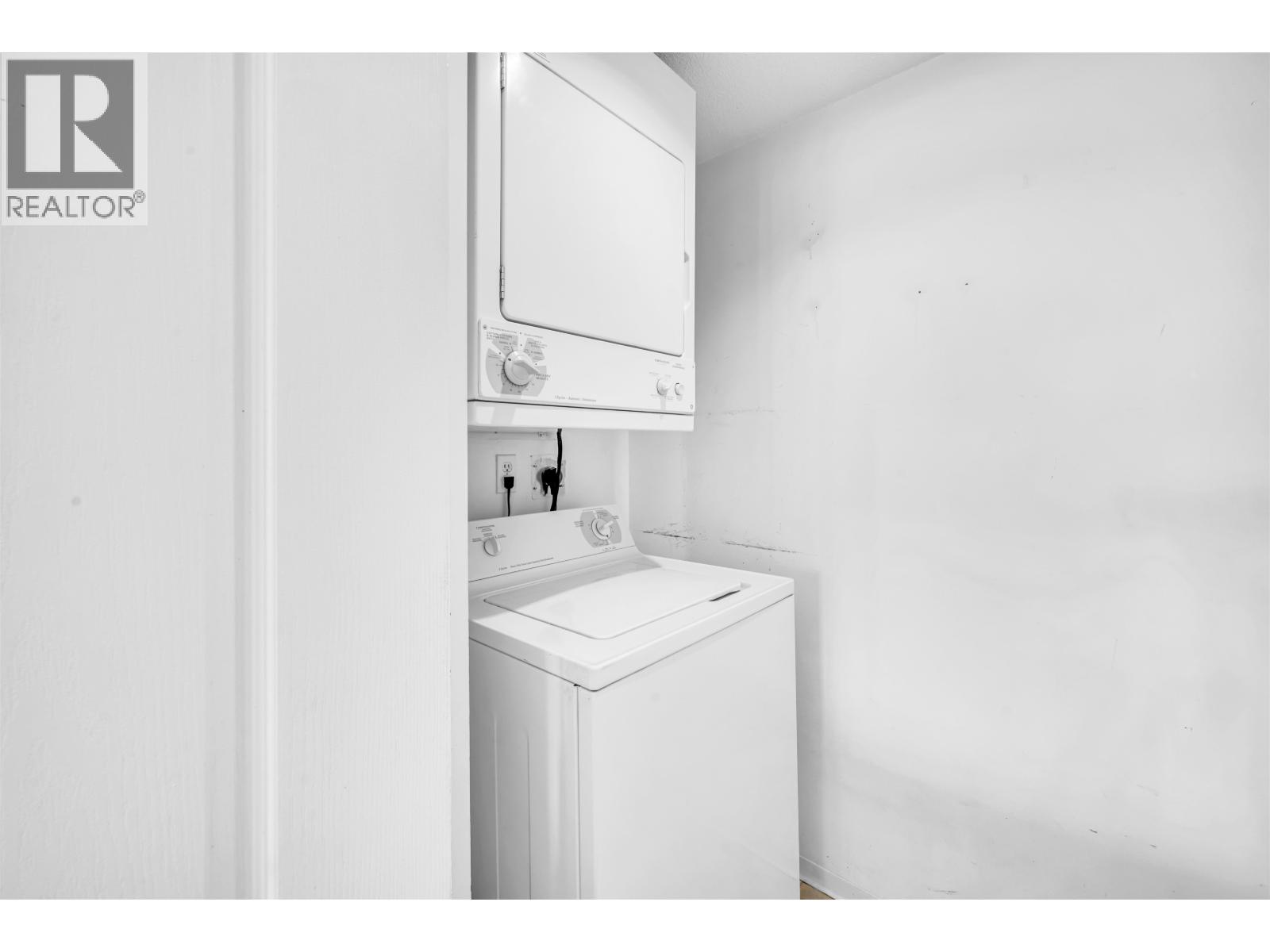 701 7380 Elmbridge Way Property Photo 6