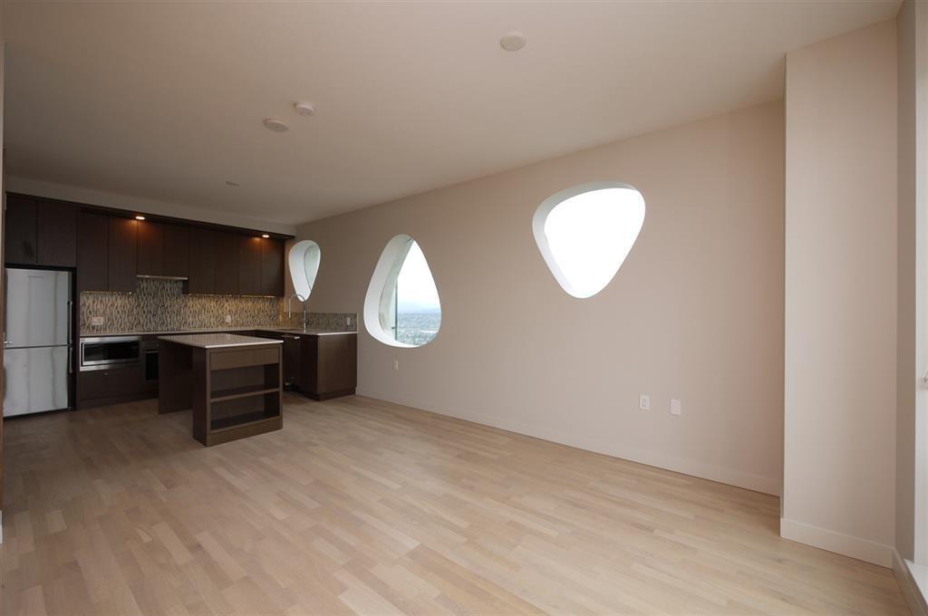 4501 13495 Central Avenue Property Photo 6