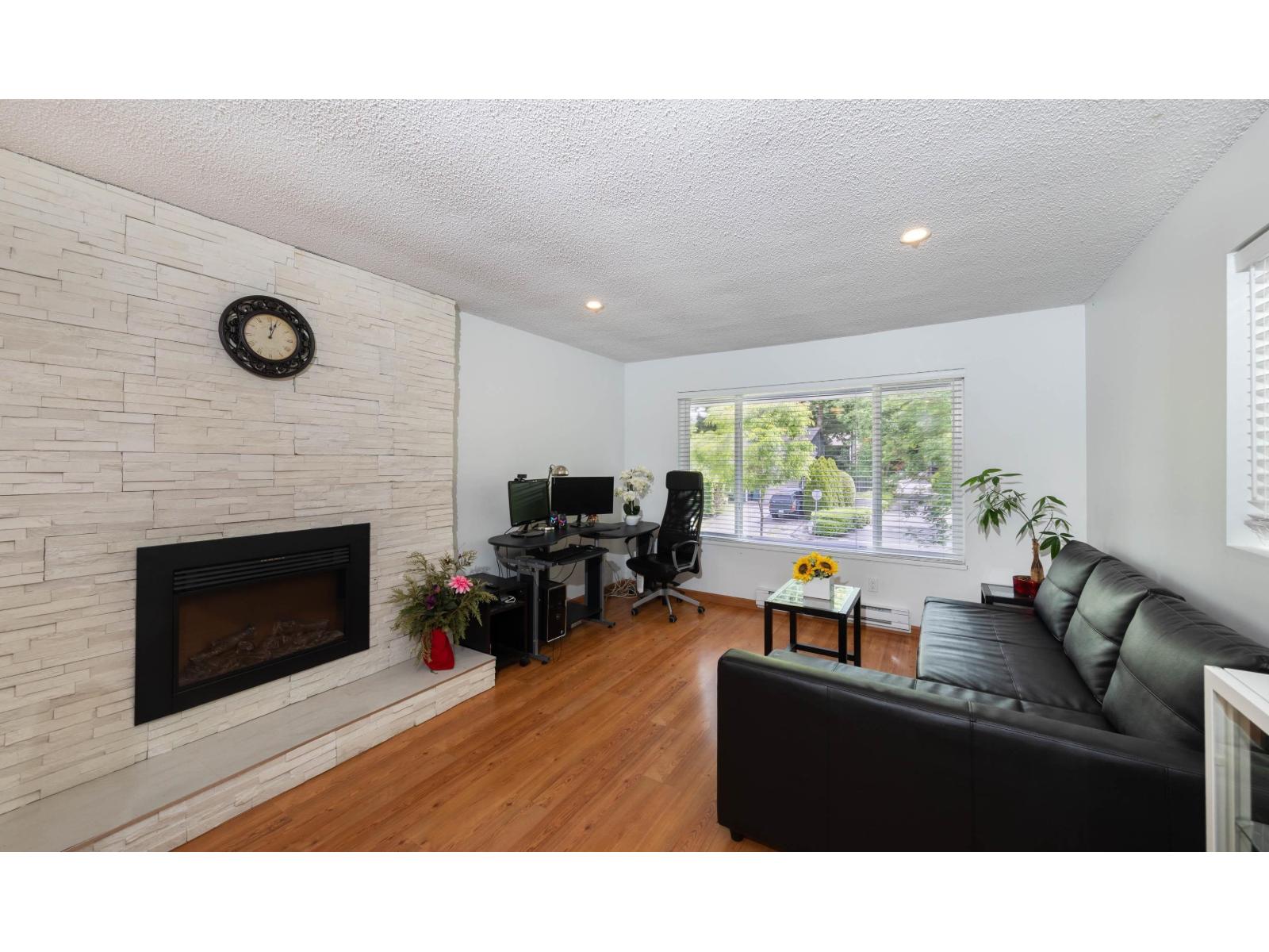6711 Baker Road Property Photo 7