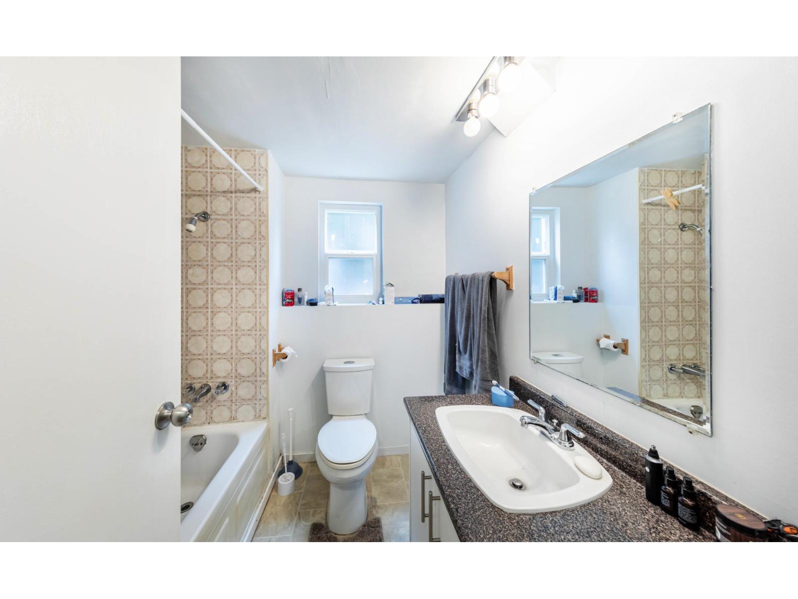 6711 Baker Road Property Photo 23