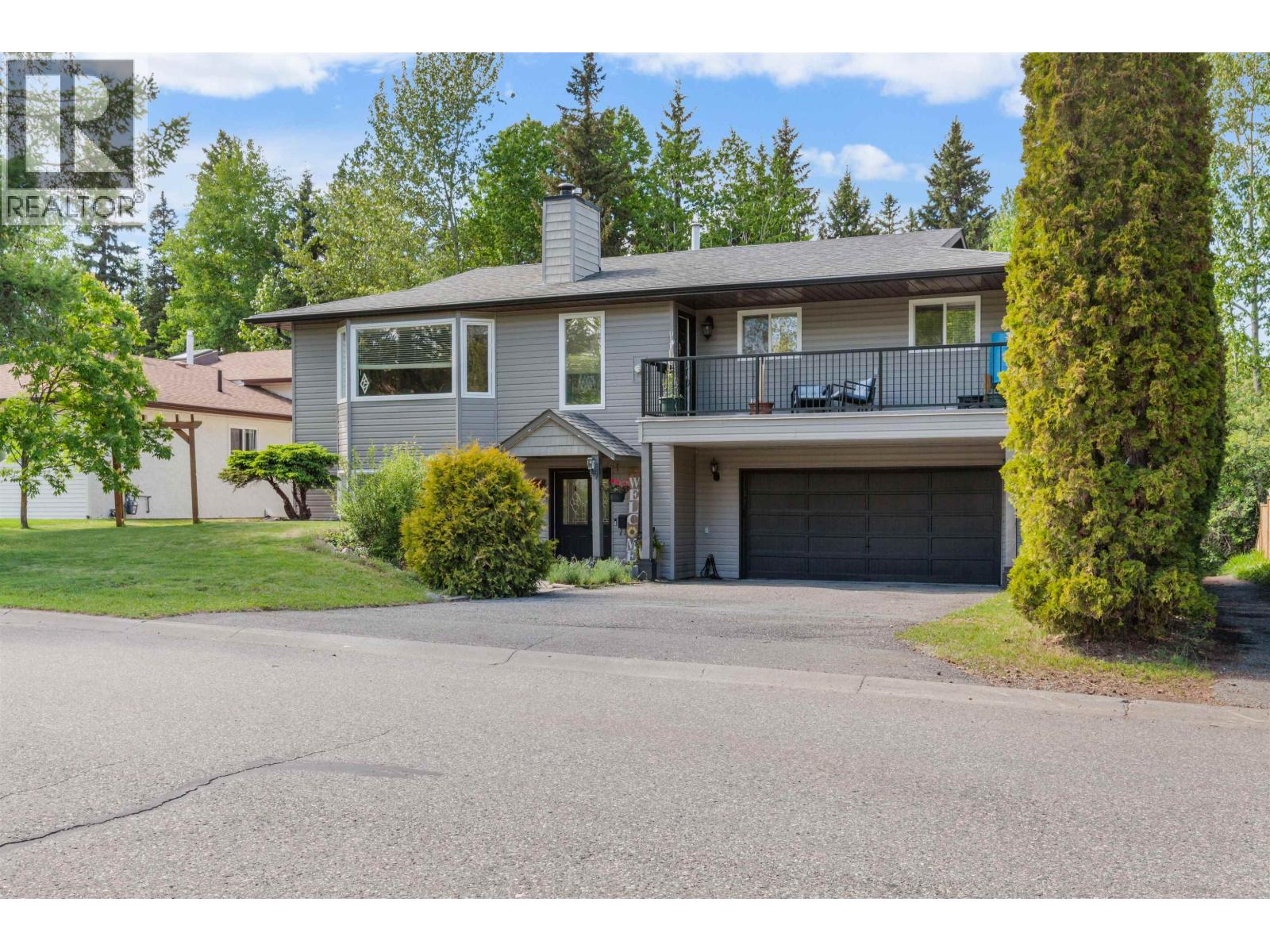 8264 ST JOHN CRESCENT Property Photo 1