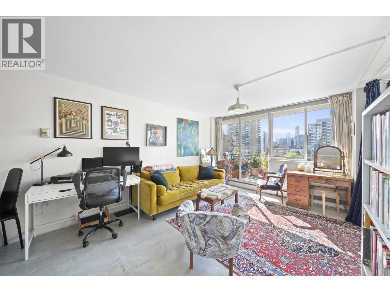 1401 1850 Comox Street Property Photo 4
