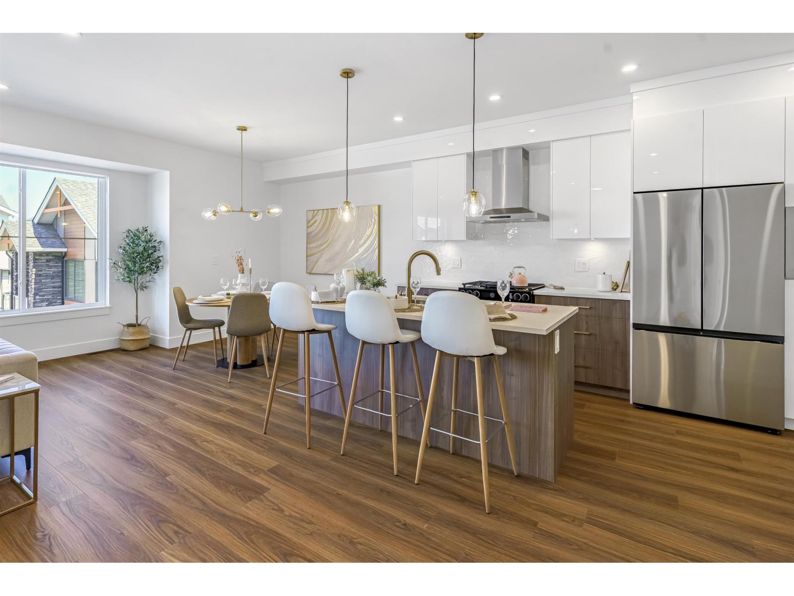 23 6035 141 Street Property Photo 18