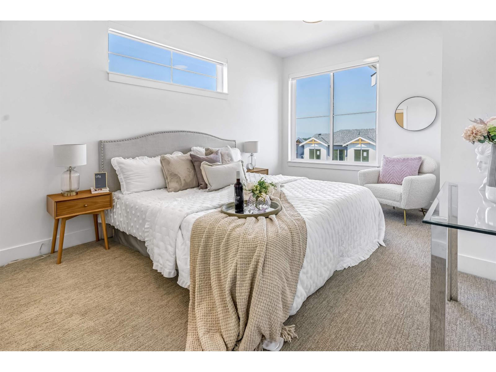 23 6035 141 Street Property Photo 21