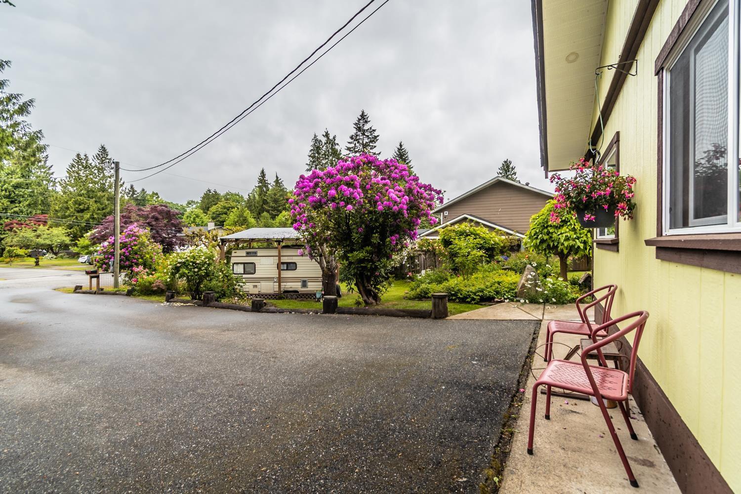 19746 49 Avenue Property Photo 3